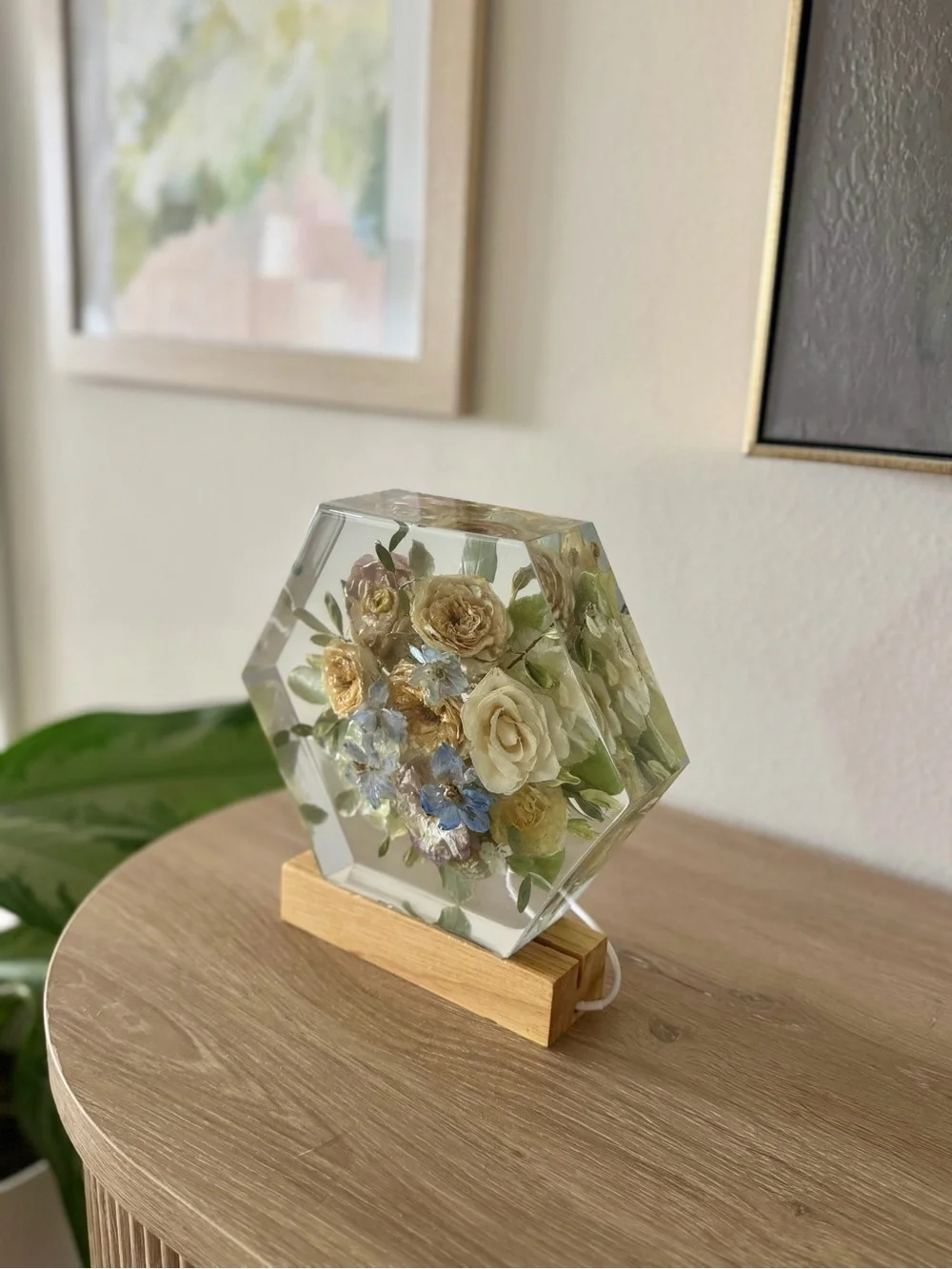 New Hexagon Floral LED Table Lamp, Wood Base, USB Multicolor